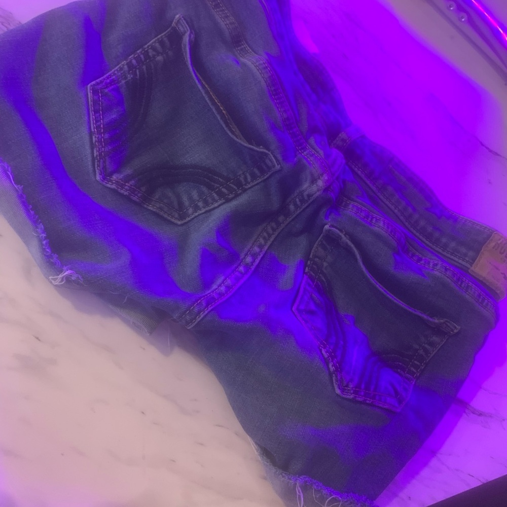 Hollister shorts - Picture 3 of 3